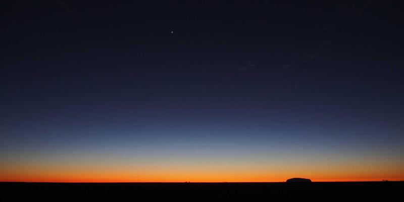 档案数字化成果的“三保险”：构建本地、异地与离线介质的多套异构备份策略